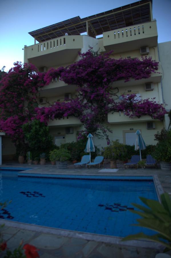 Sunrise Hotel & Apartments Родакіно Екстер'єр фото