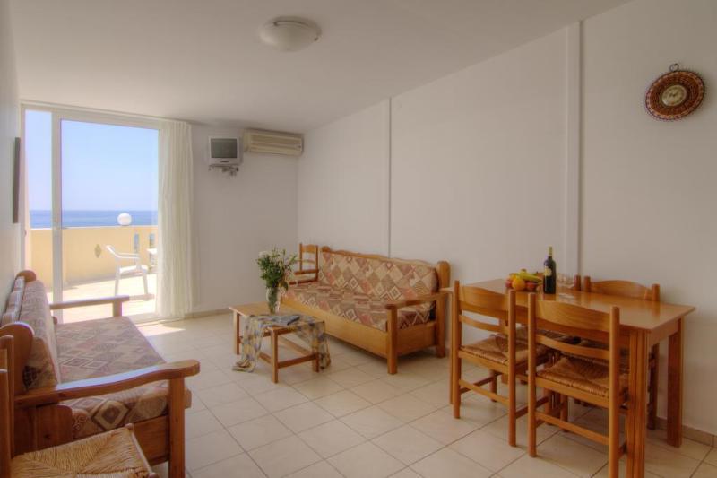 Sunrise Hotel & Apartments Родакіно Екстер'єр фото